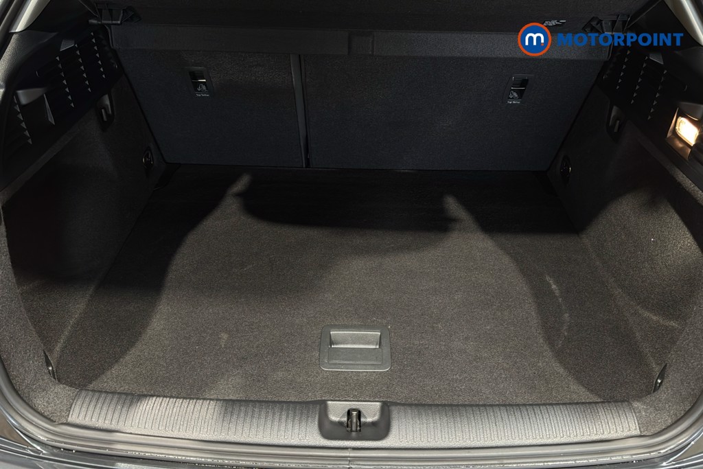 Audi Q2 Sport Automatic Petrol SUV - Stock Number (1631627) - 33rd supplementary image