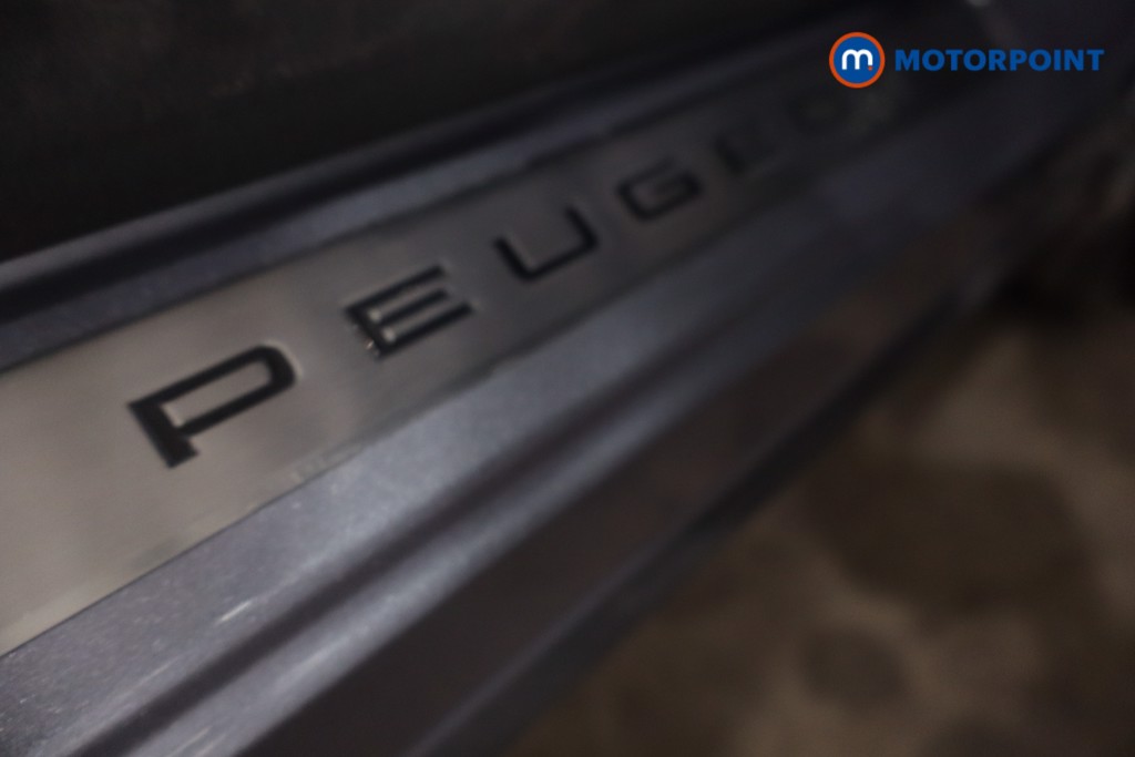 Peugeot 5008 GT Automatic Petrol SUV - Stock Number (1632150) - 25th supplementary image