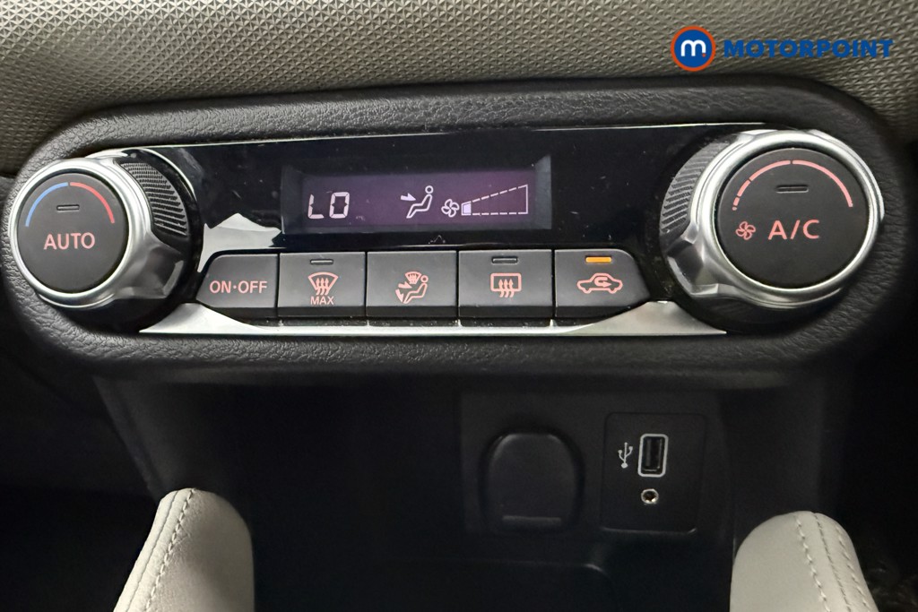 Nissan Micra Acenta Manual Petrol Hatchback - Stock Number (1603090) - 14th supplementary image