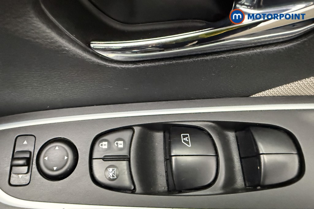 Nissan Micra Acenta Manual Petrol Hatchback - Stock Number (1603090) - 17th supplementary image