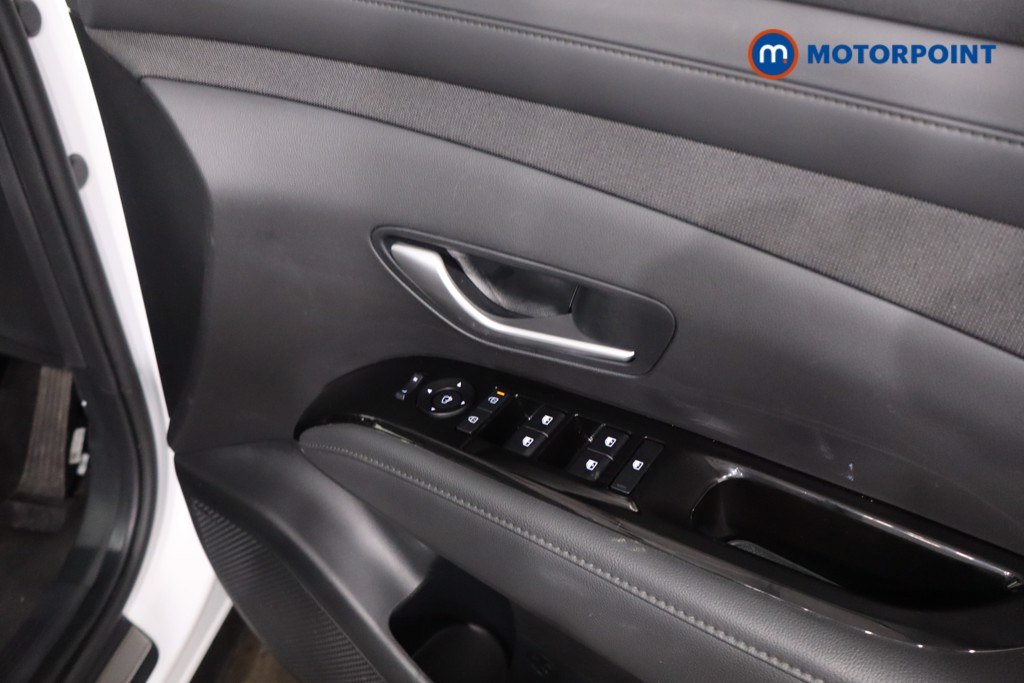 Hyundai Tucson Premium Automatic Petrol Plug-In Hybrid SUV - Stock Number (1610774) - 27th supplementary image