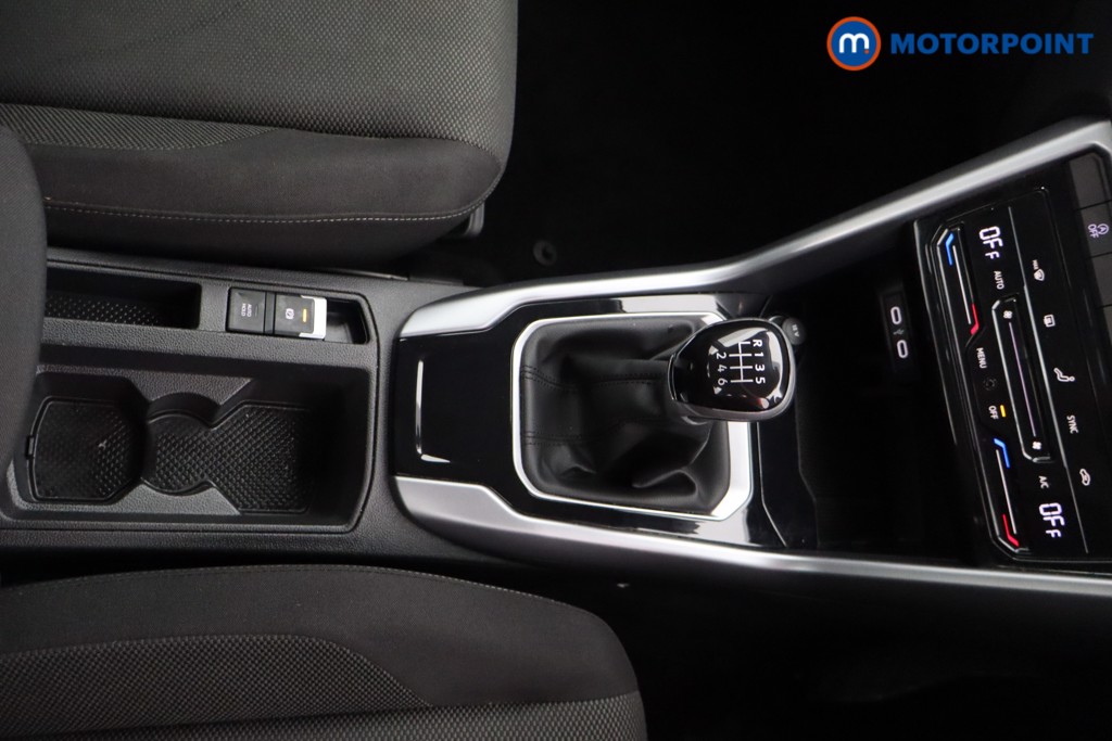 Volkswagen T-Roc Life Manual Petrol SUV - Stock Number (1611669) - 8th supplementary image