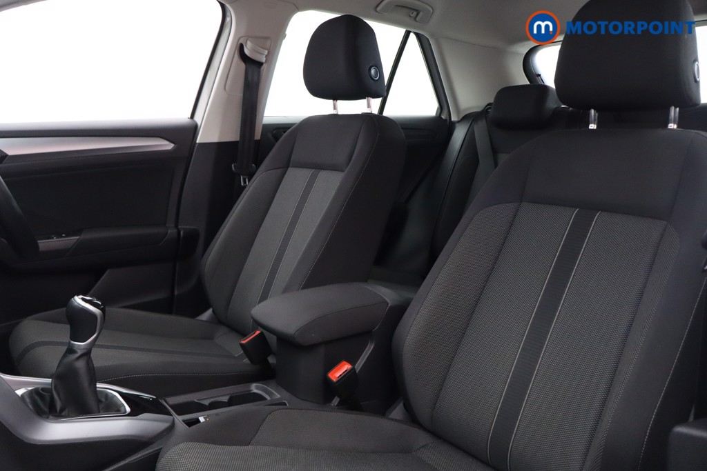 Volkswagen T-Roc Life Manual Petrol SUV - Stock Number (1611669) - 14th supplementary image