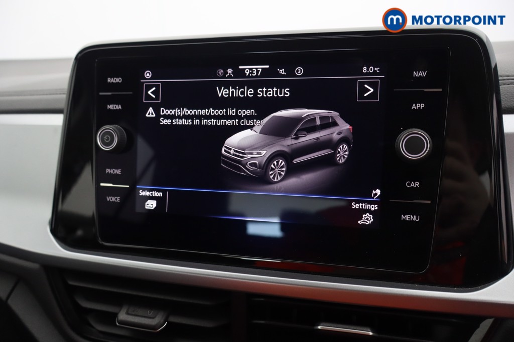 Volkswagen T-Roc Life Manual Petrol SUV - Stock Number (1611669) - 27th supplementary image