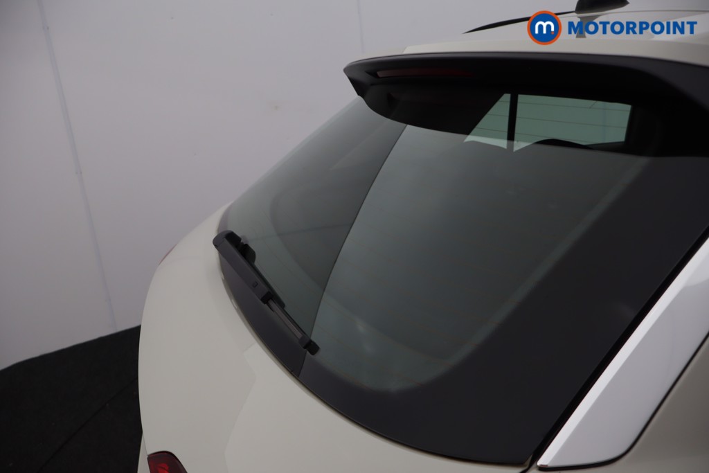 Volkswagen T-Roc Life Manual Petrol SUV - Stock Number (1611669) - 34th supplementary image