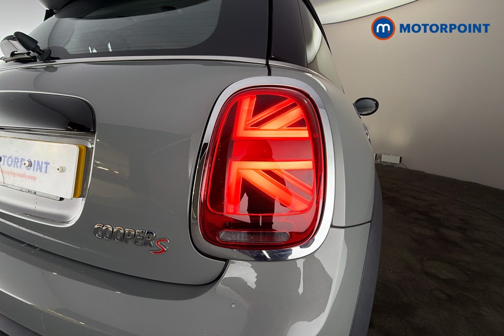 Mini Hatchback Cooper S Classic Manual Petrol Hatchback - Stock Number (1614991) - 38th supplementary image
