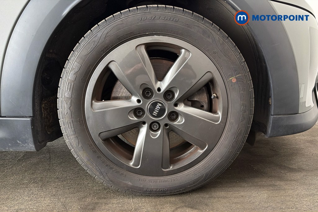 Mini Hatchback Cooper S Classic Manual Petrol Hatchback - Stock Number (1614991) - 50th supplementary image