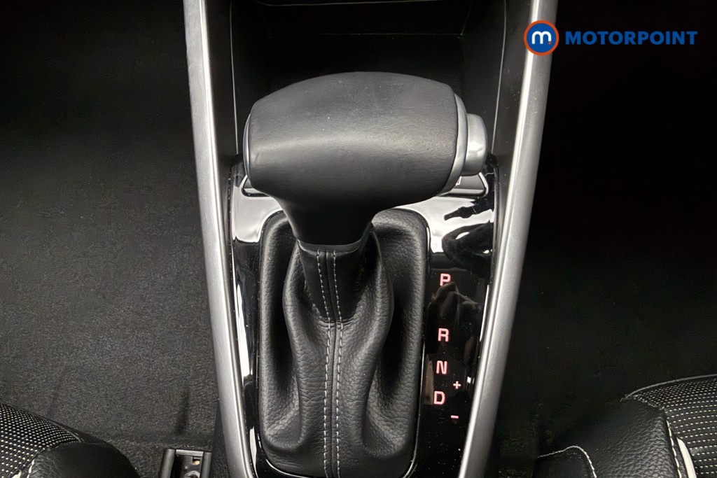 KIA Stonic Gt-Line S Automatic Petrol SUV - Stock Number (1621570) - 7th supplementary image