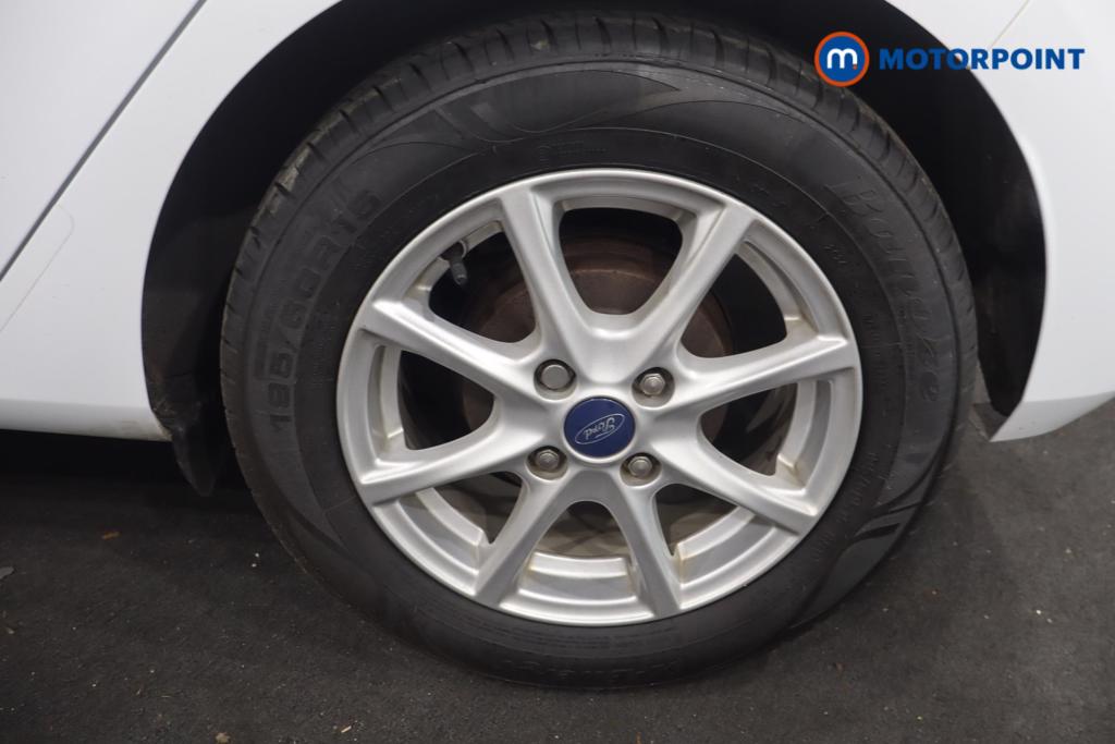 Ford Fiesta Zetec Manual Petrol Hatchback - Stock Number (1622117) - 25th supplementary image