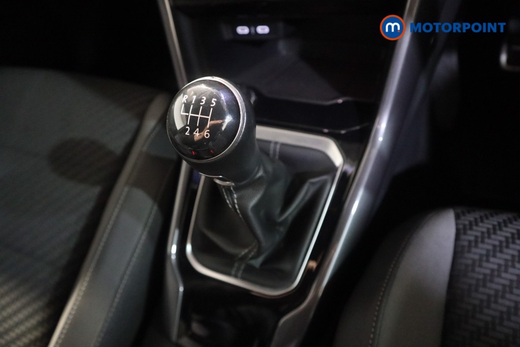 Volkswagen T-Roc R-Line Manual Diesel SUV - Stock Number (1622299) - 10th supplementary image