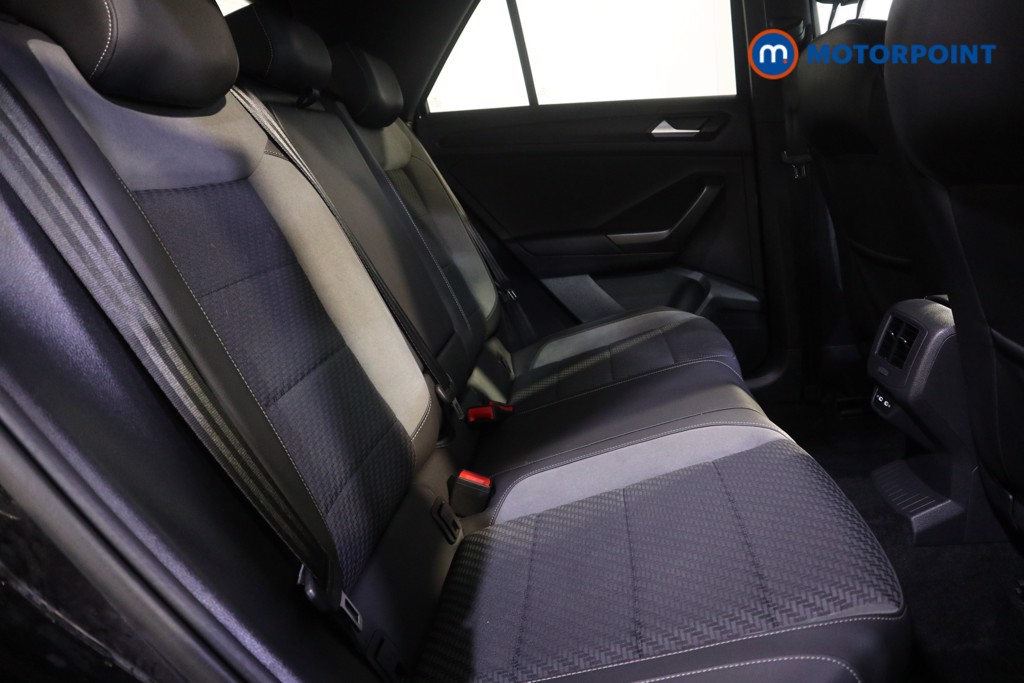 Volkswagen T-Roc R-Line Manual Diesel SUV - Stock Number (1622299) - 19th supplementary image