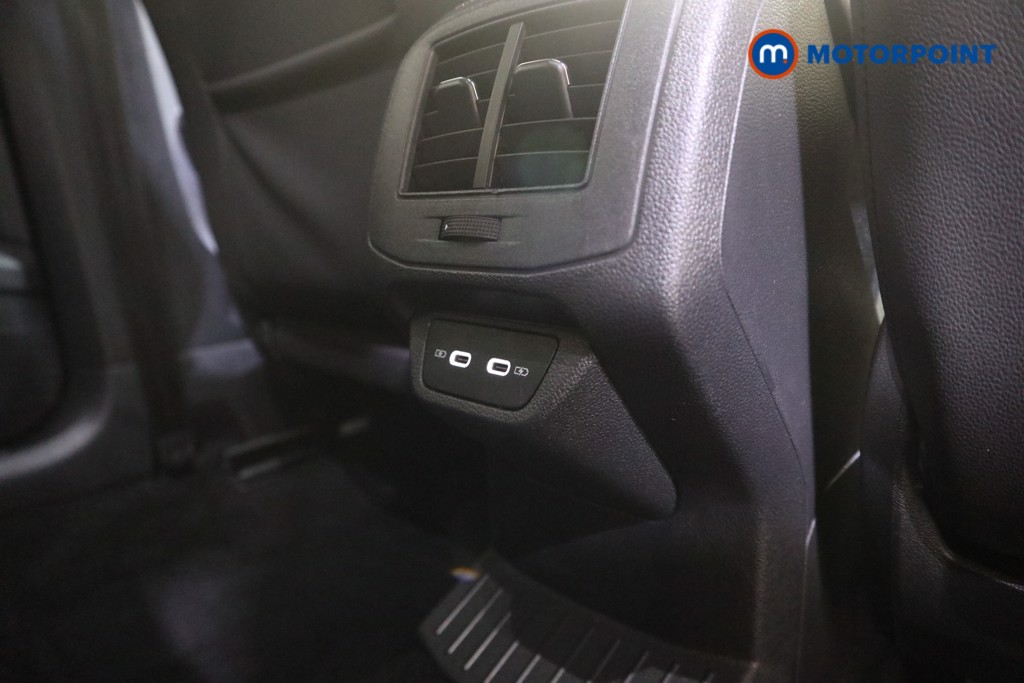 Volkswagen T-Roc R-Line Manual Diesel SUV - Stock Number (1622299) - 21st supplementary image