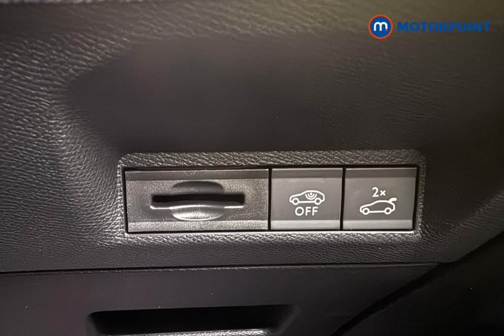 Peugeot 3008 GT Automatic Petrol SUV - Stock Number (1622617) - 17th supplementary image