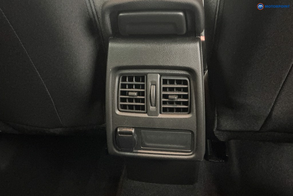 Renault Captur Evolution Automatic Petrol-Electric Hybrid SUV - Stock Number (1622754) - 13th supplementary image