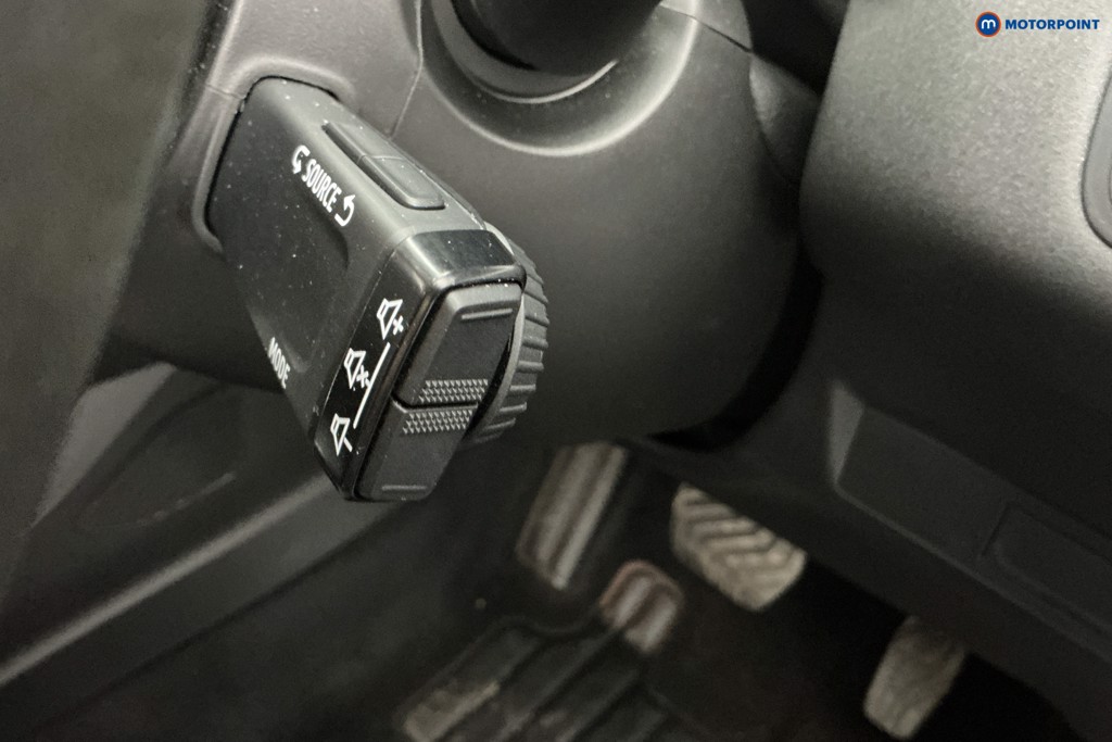 Renault Captur Evolution Automatic Petrol-Electric Hybrid SUV - Stock Number (1622754) - 24th supplementary image