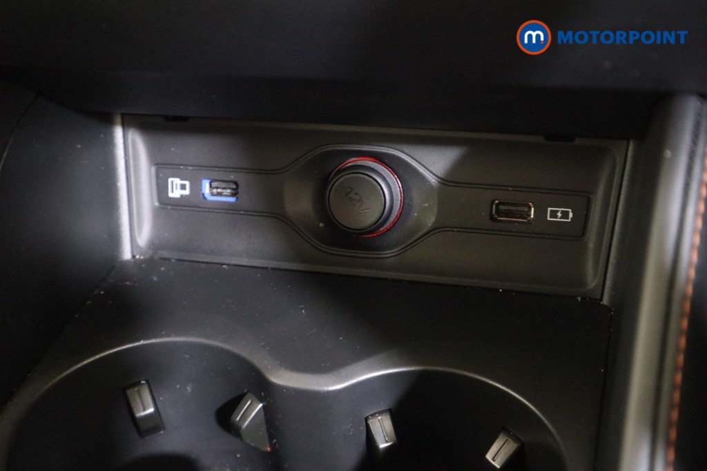 Mg Motor Uk HS SE Automatic Petrol-Electric Hybrid SUV - Stock Number (1622945) - 8th supplementary image