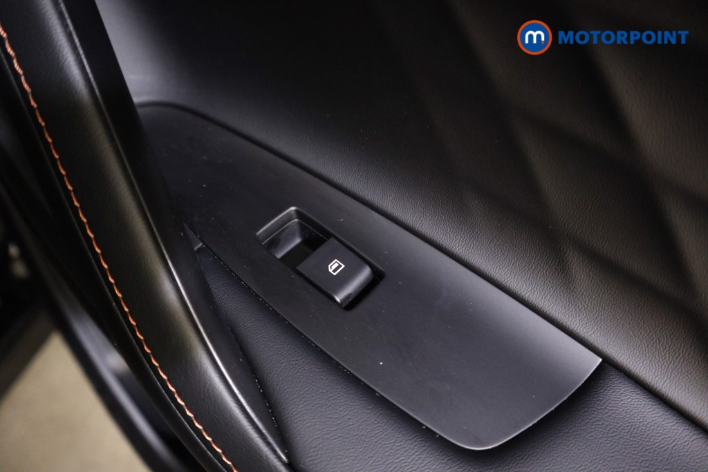 Mg Motor Uk HS SE Automatic Petrol-Electric Hybrid SUV - Stock Number (1622945) - 19th supplementary image