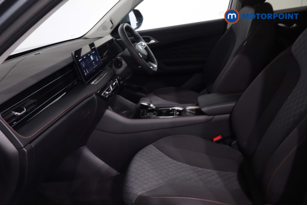 Mg Motor Uk HS SE Automatic Petrol-Electric Hybrid SUV - Stock Number (1623002) - 4th supplementary image