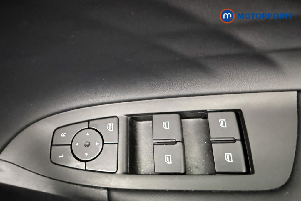 Mg Motor Uk HS SE Automatic Petrol-Electric Hybrid SUV - Stock Number (1623043) - 19th supplementary image