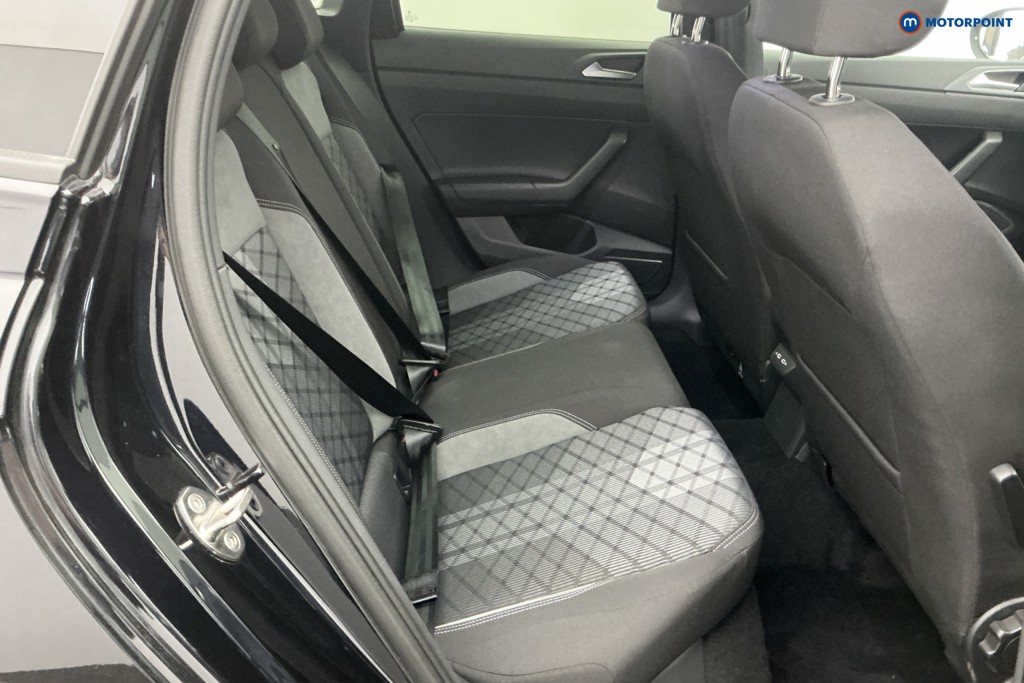 Volkswagen Taigo R-Line Automatic Petrol SUV - Stock Number (1623714) - 4th supplementary image