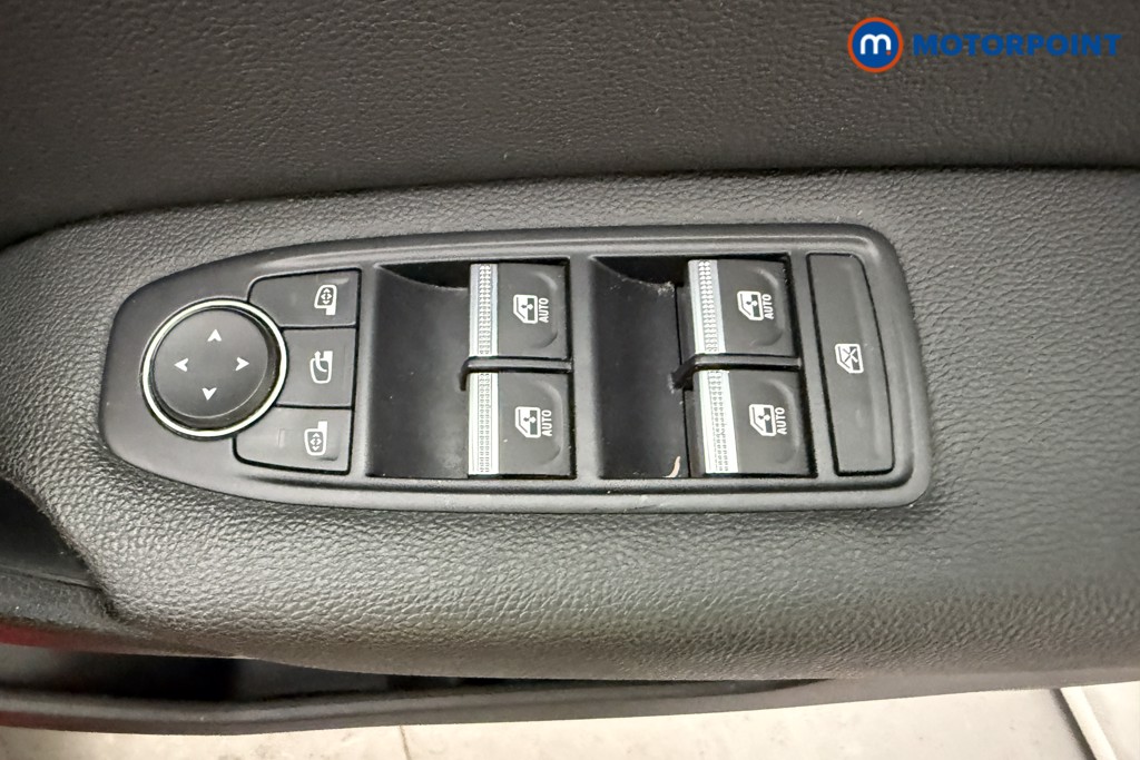 Renault Captur S Edition Automatic Petrol SUV - Stock Number (1623740) - 15th supplementary image