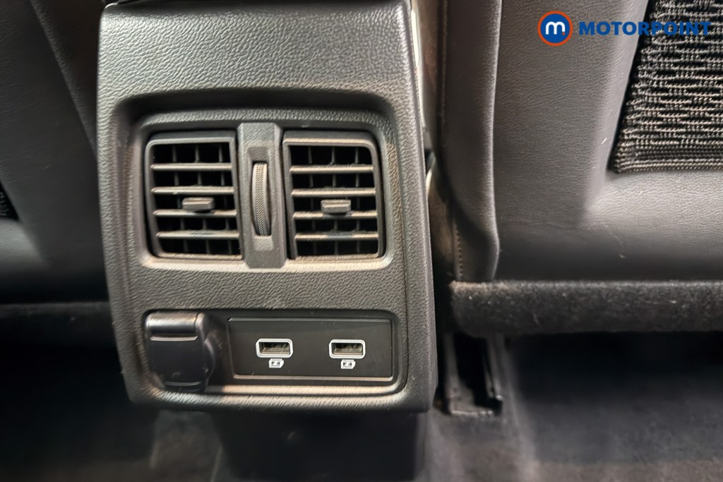 Renault Captur S Edition Automatic Petrol SUV - Stock Number (1623740) - 17th supplementary image