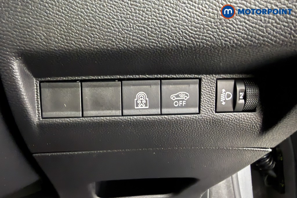 Peugeot 208 Allure Manual Petrol Hatchback - Stock Number (1624855) - 5th supplementary image