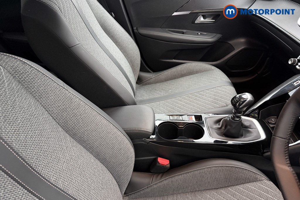 Peugeot 208 Allure Manual Petrol Hatchback - Stock Number (1624855) - 13th supplementary image