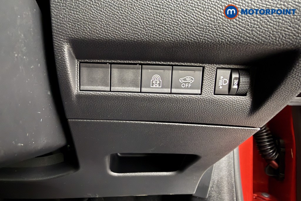 Peugeot 208 Allure Manual Petrol Hatchback - Stock Number (1624865) - 5th supplementary image