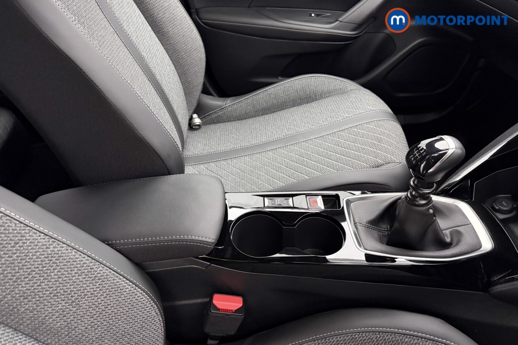 Peugeot 2008 Allure Manual Petrol SUV - Stock Number (1624949) - 12th supplementary image