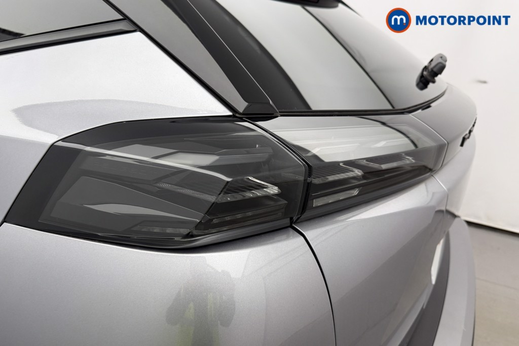 Peugeot 2008 Allure Manual Petrol SUV - Stock Number (1624949) - 19th supplementary image