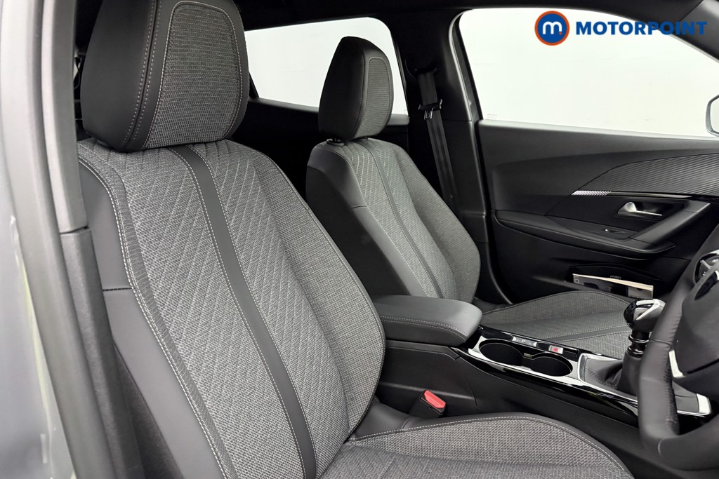 Peugeot 2008 Allure Manual Petrol SUV - Stock Number (1624958) - 13th supplementary image