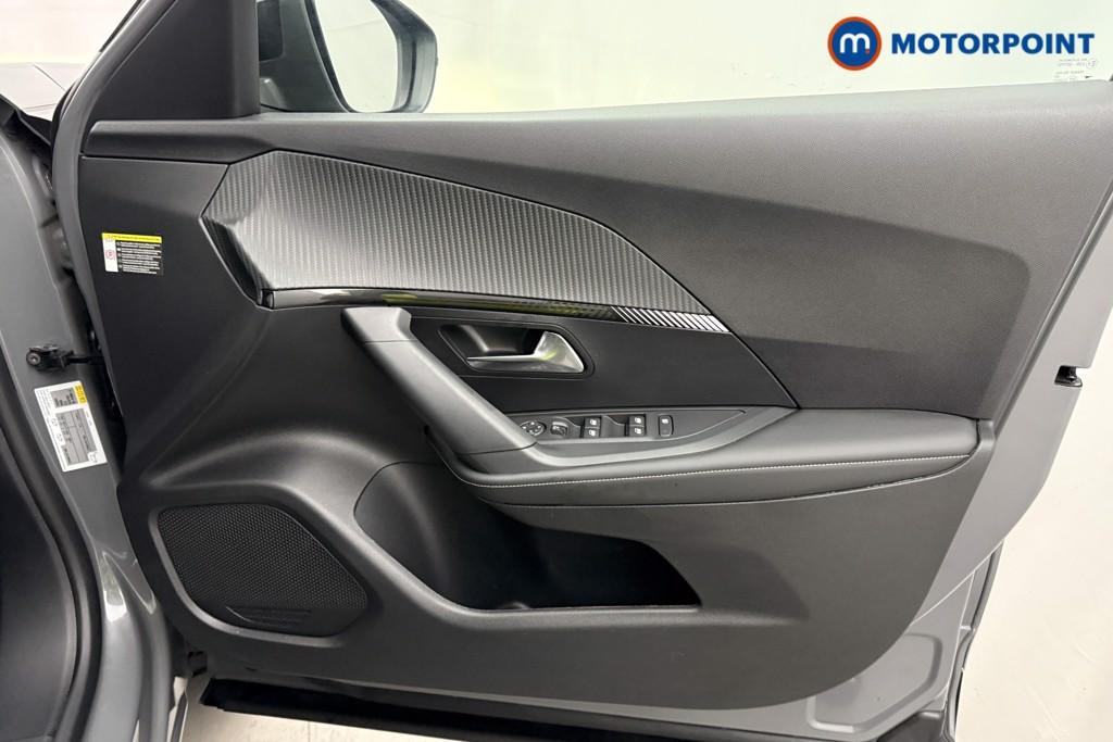 Peugeot 2008 Allure Manual Petrol SUV - Stock Number (1624958) - 14th supplementary image