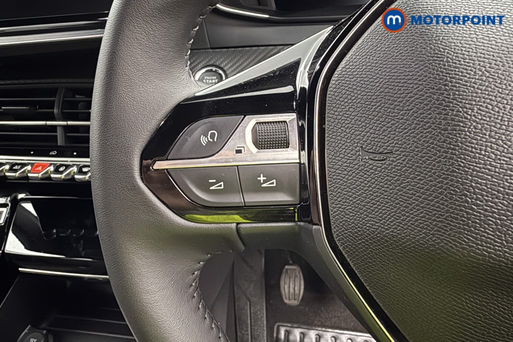 Peugeot 2008 Allure Manual Petrol SUV - Stock Number (1624982) - 4th supplementary image