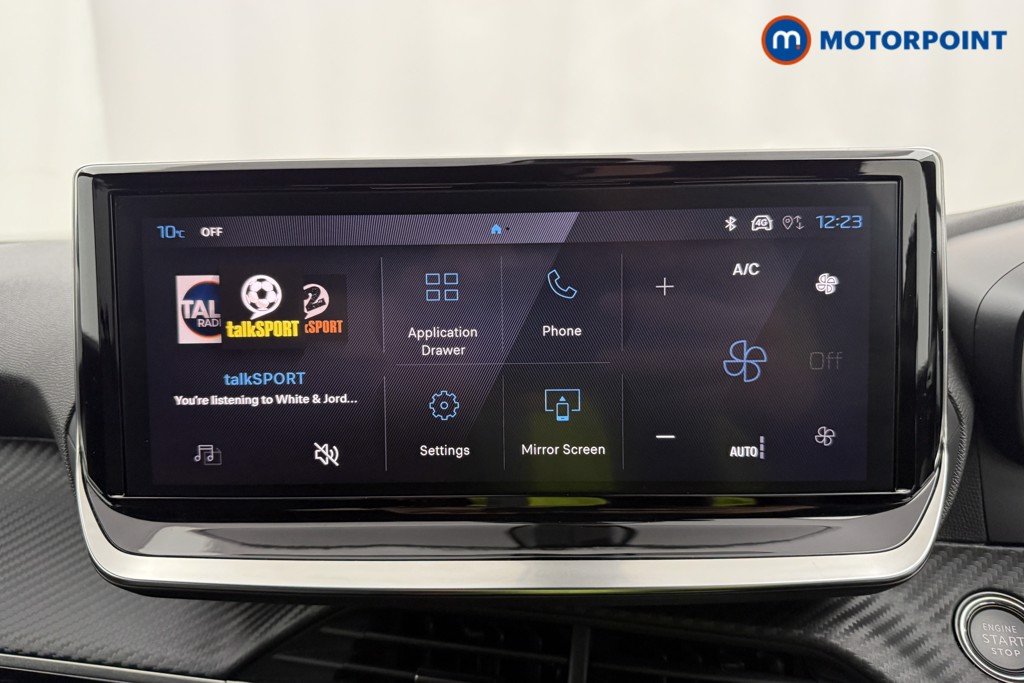 Peugeot 2008 Allure Manual Petrol SUV - Stock Number (1624982) - 8th supplementary image