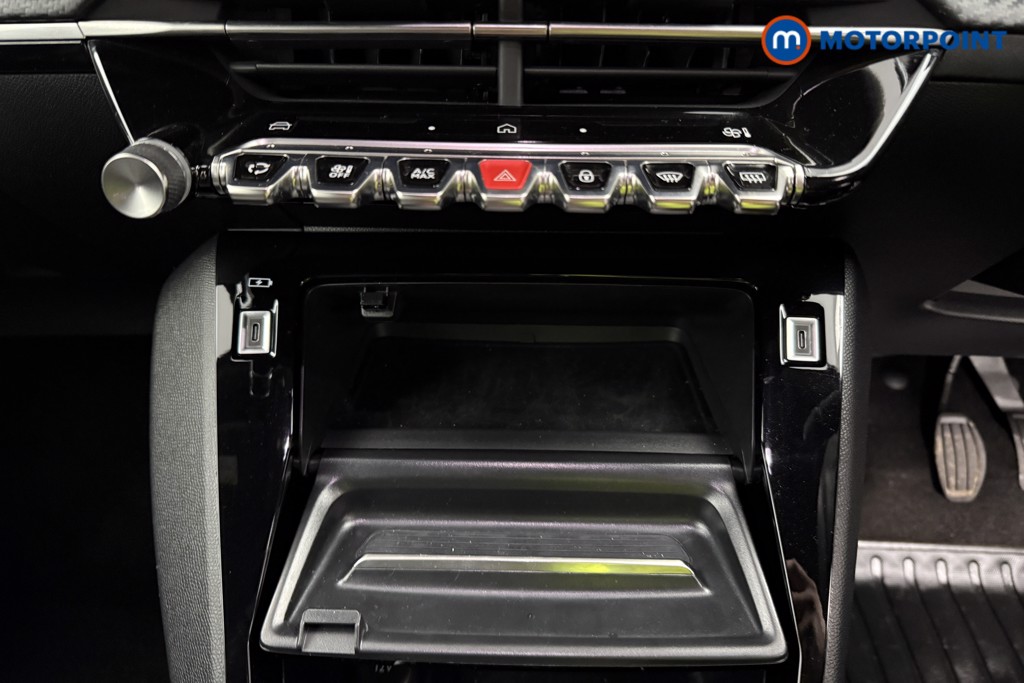 Peugeot 2008 Allure Manual Petrol SUV - Stock Number (1624982) - 12th supplementary image