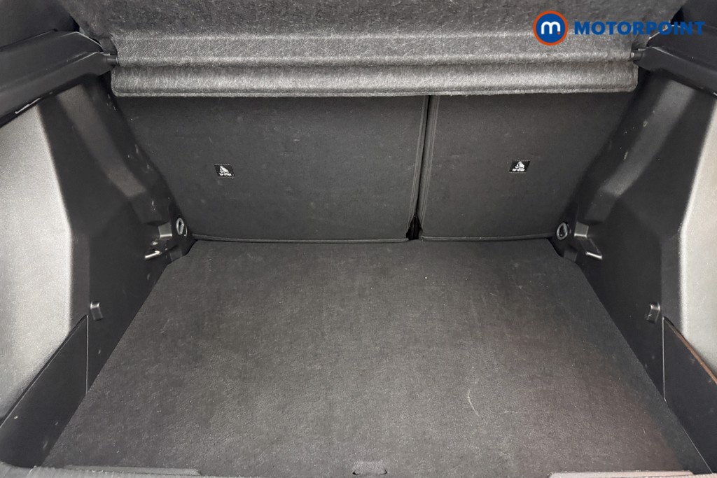 Peugeot 2008 Allure Manual Petrol SUV - Stock Number (1624982) - 21st supplementary image