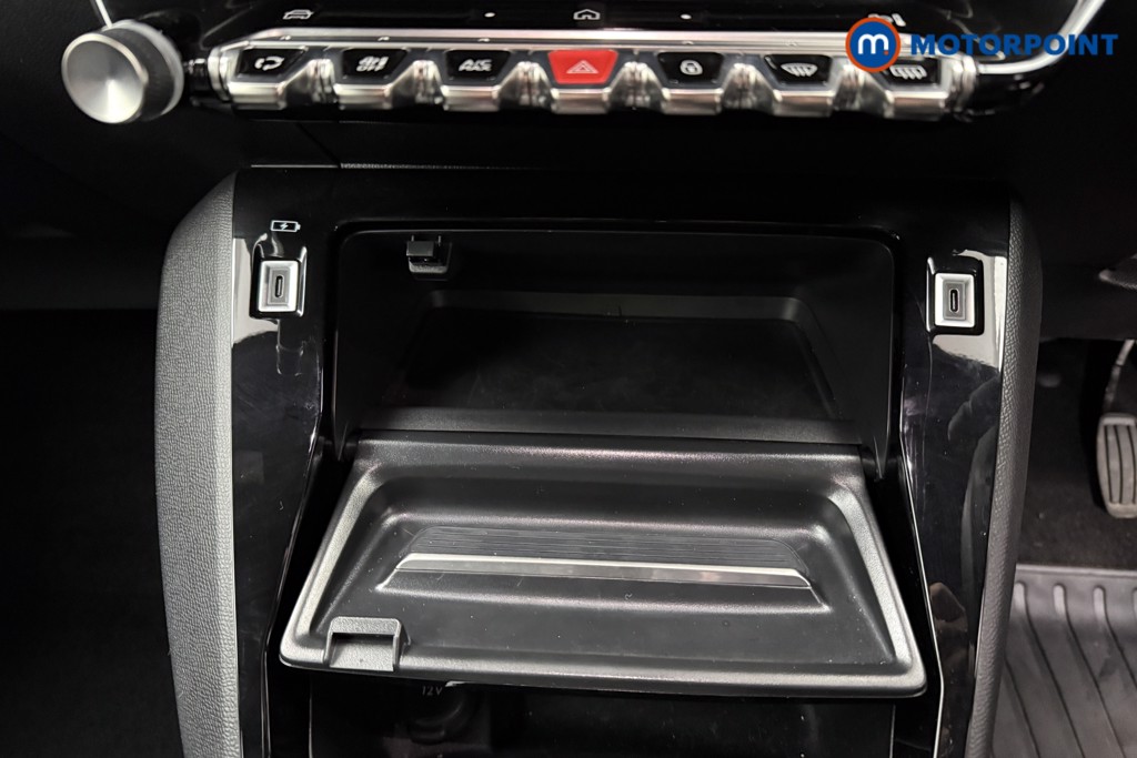 Peugeot 2008 Allure Manual Petrol SUV - Stock Number (1625000) - 10th supplementary image
