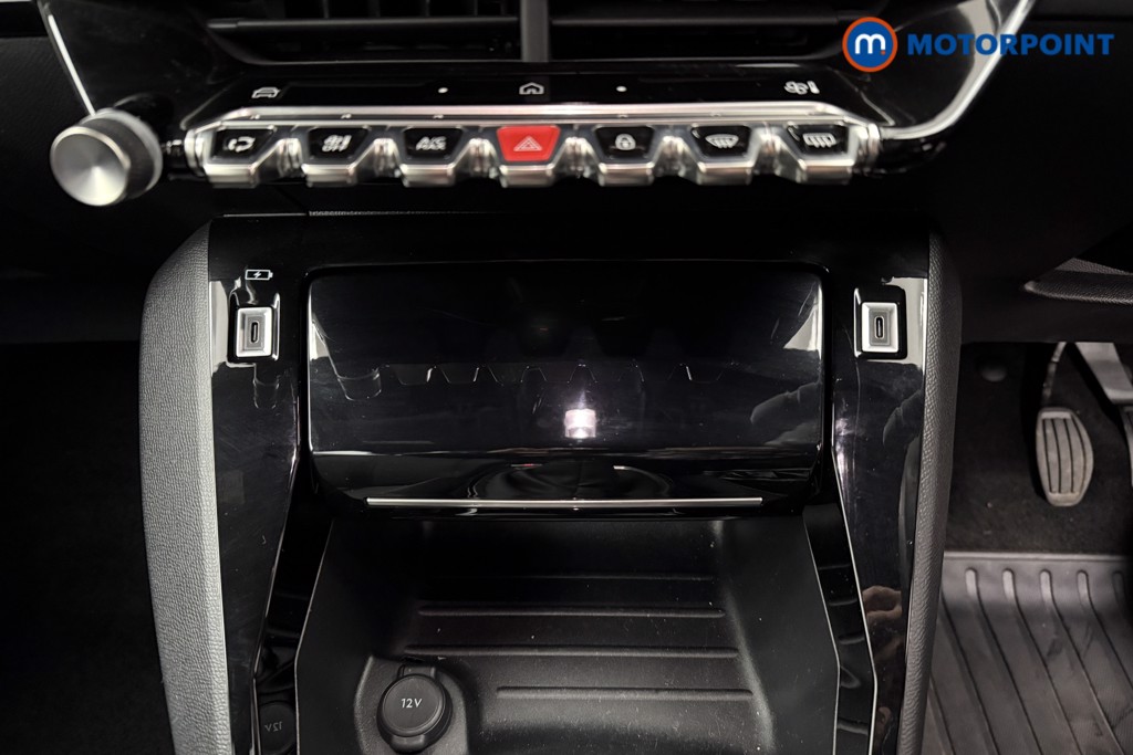 Peugeot 2008 Allure Manual Petrol SUV - Stock Number (1625000) - 11th supplementary image