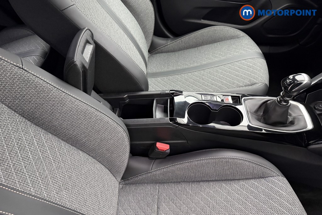 Peugeot 2008 Allure Manual Petrol SUV - Stock Number (1625000) - 13th supplementary image