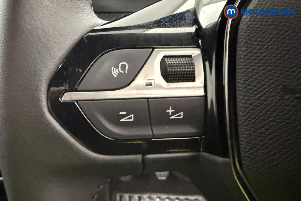 Peugeot 2008 Allure Manual Petrol SUV - Stock Number (1625009) - 3rd supplementary image