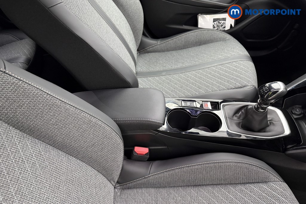 Peugeot 2008 Allure Manual Petrol SUV - Stock Number (1625009) - 13th supplementary image