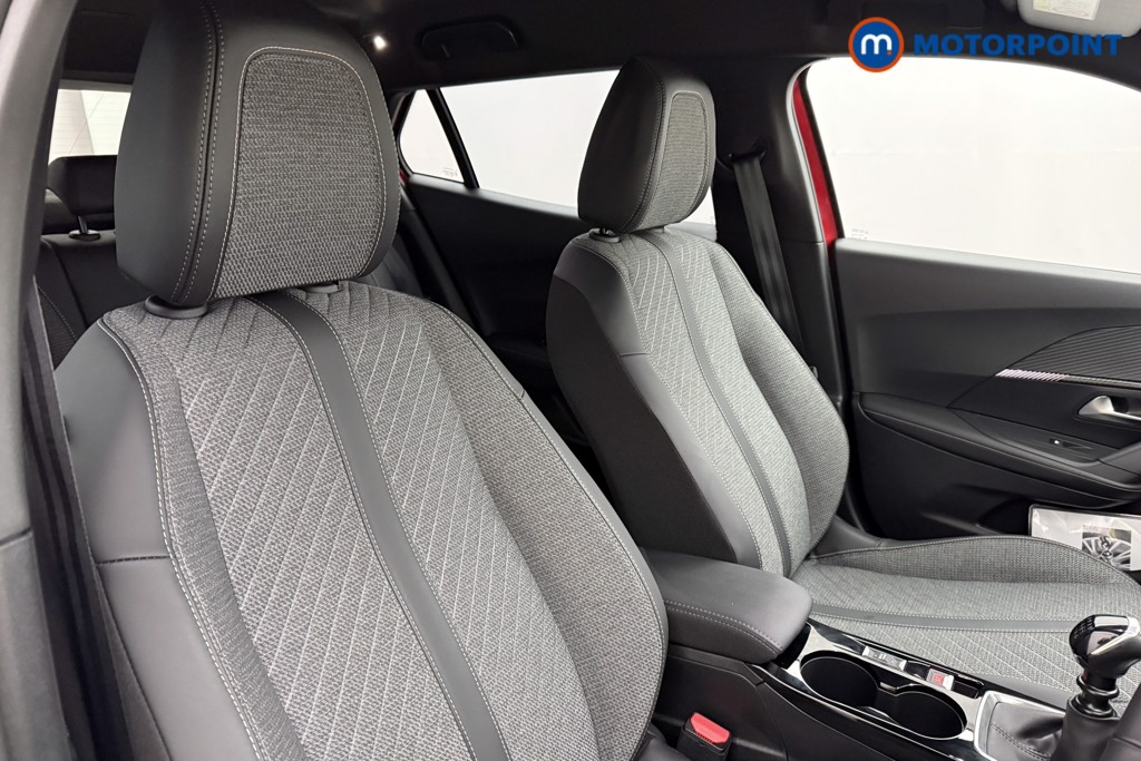 Peugeot 2008 Allure Manual Petrol SUV - Stock Number (1625009) - 14th supplementary image