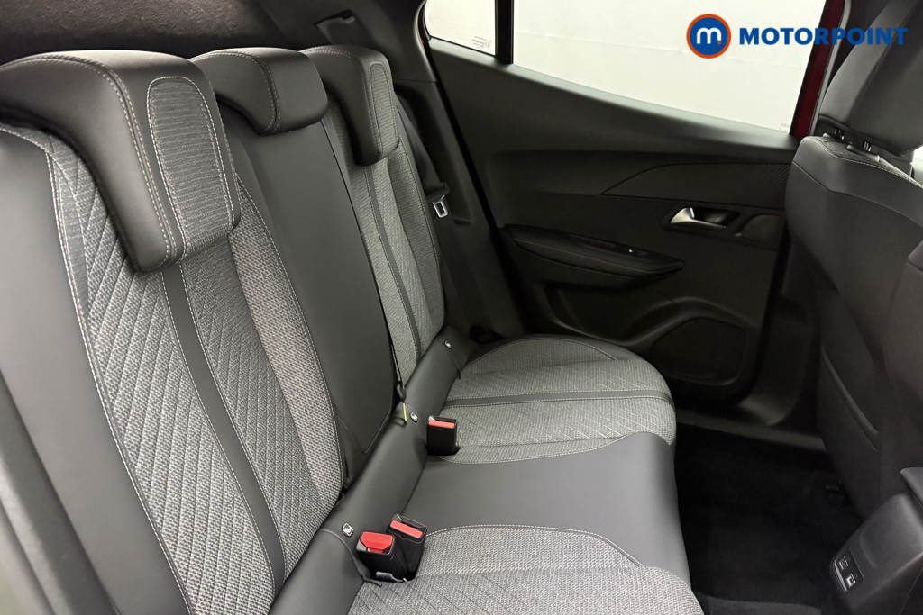 Peugeot 2008 Allure Manual Petrol SUV - Stock Number (1625009) - 19th supplementary image