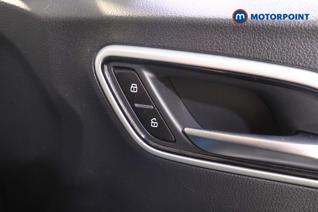 Mg Motor Uk ZS Exclusive Automatic Petrol SUV - Stock Number (1625380) - 14th supplementary image