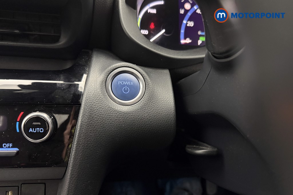 Toyota Yaris Cross Design Automatic Petrol-Electric Hybrid Estate - Stock Number (1625390) - 14th supplementary image
