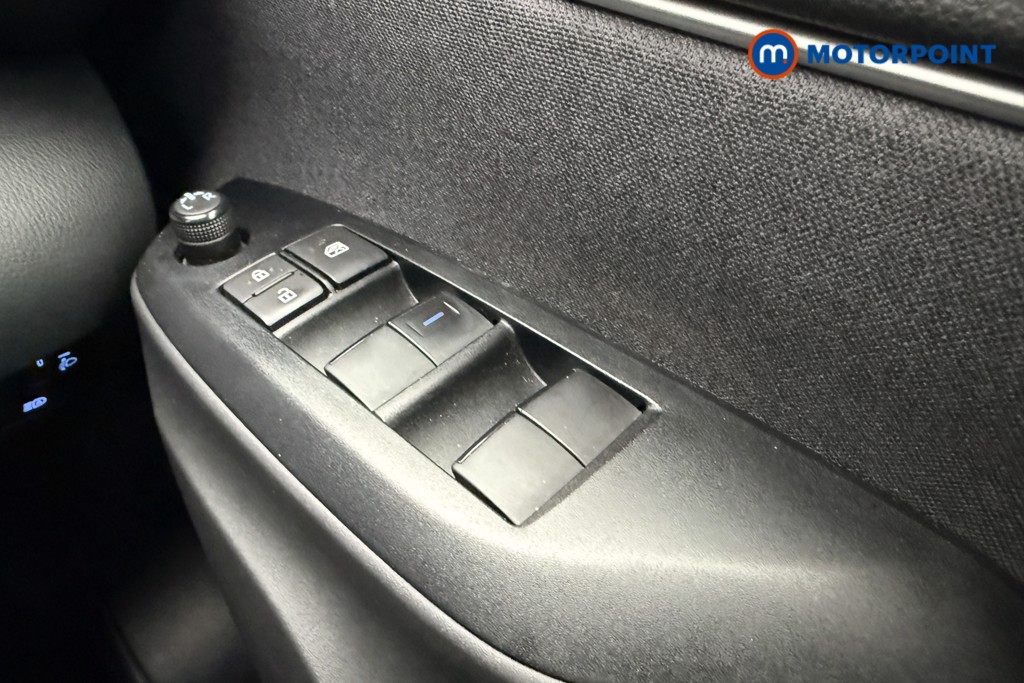 Toyota Yaris Cross Design Automatic Petrol-Electric Hybrid Estate - Stock Number (1625390) - 18th supplementary image
