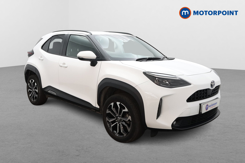 Toyota Yaris Cross Design Automatic Petrol-Electric Hybrid Estate - Stock Number (1625390) - Drivers side front corner