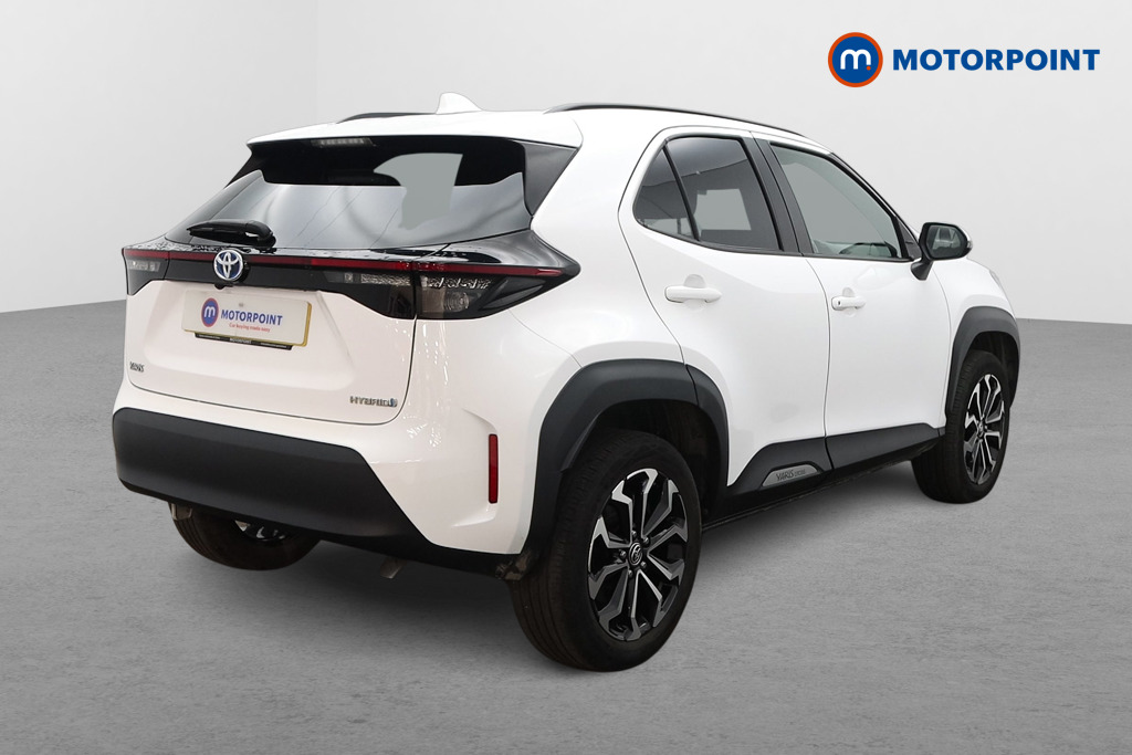 Toyota Yaris Cross Design Automatic Petrol-Electric Hybrid Estate - Stock Number (1625390) - Drivers side rear corner