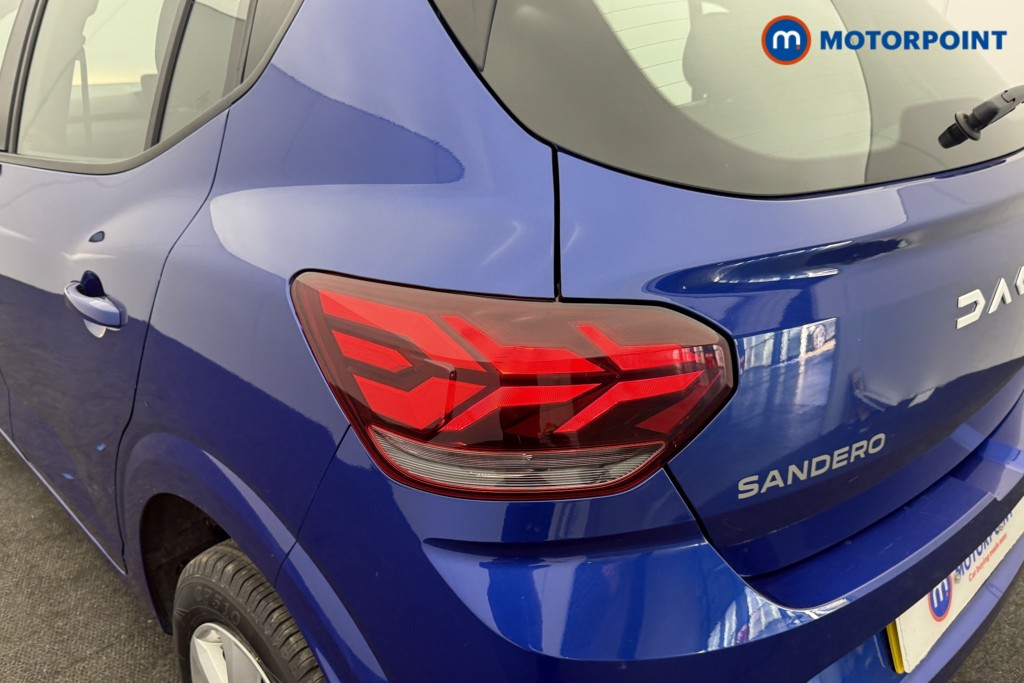 Dacia Sandero Expression Manual Petrol Hatchback - Stock Number (1625414) - 20th supplementary image